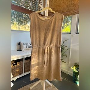 Calvin Klein work/summer dress. Size M. Color Beige.